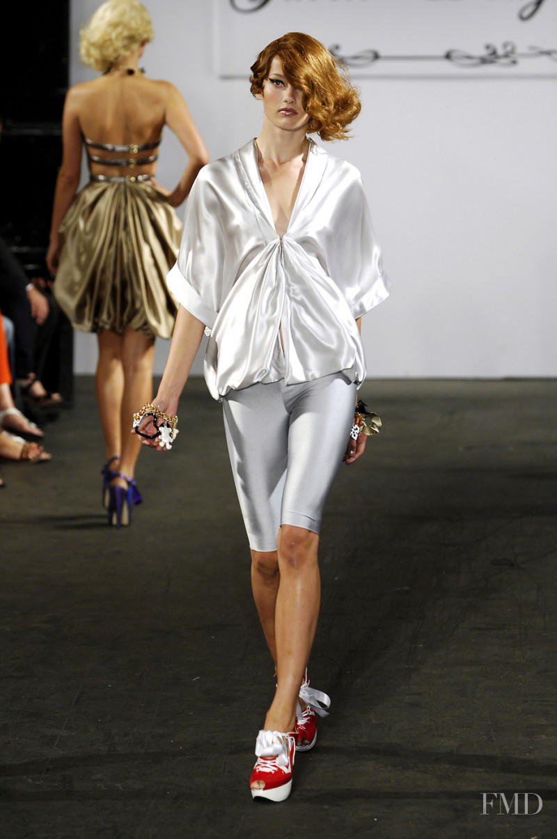 Gavin Douglas fashion show for Spring/Summer 2008