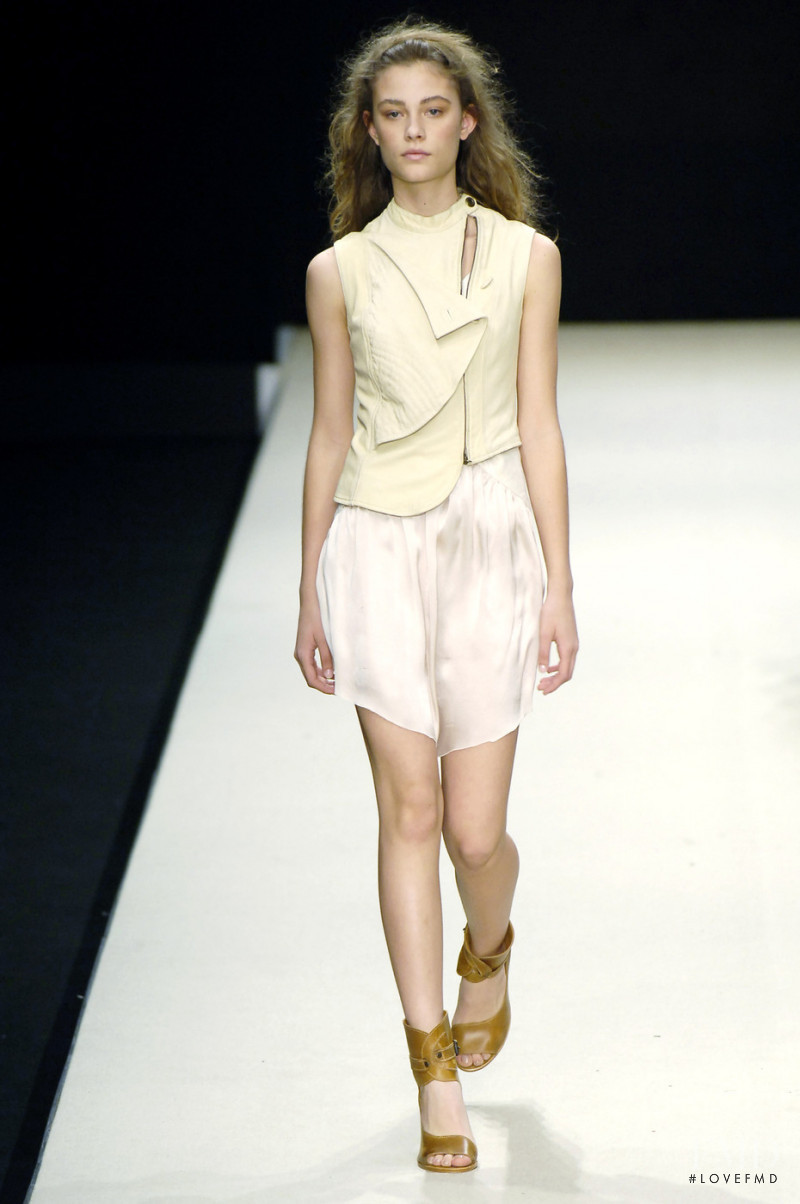 Bora Aksu fashion show for Spring/Summer 2006