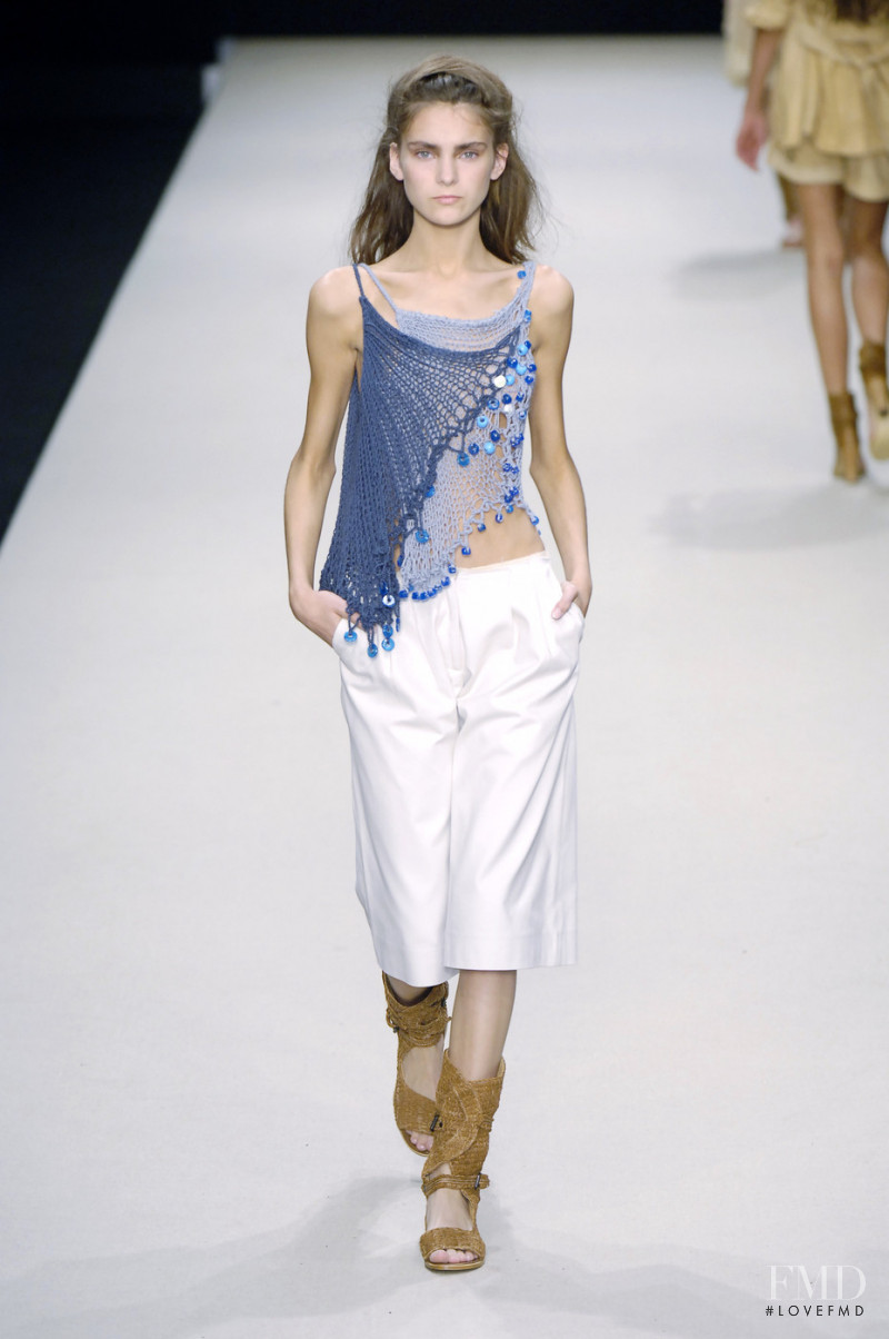 Bora Aksu fashion show for Spring/Summer 2006