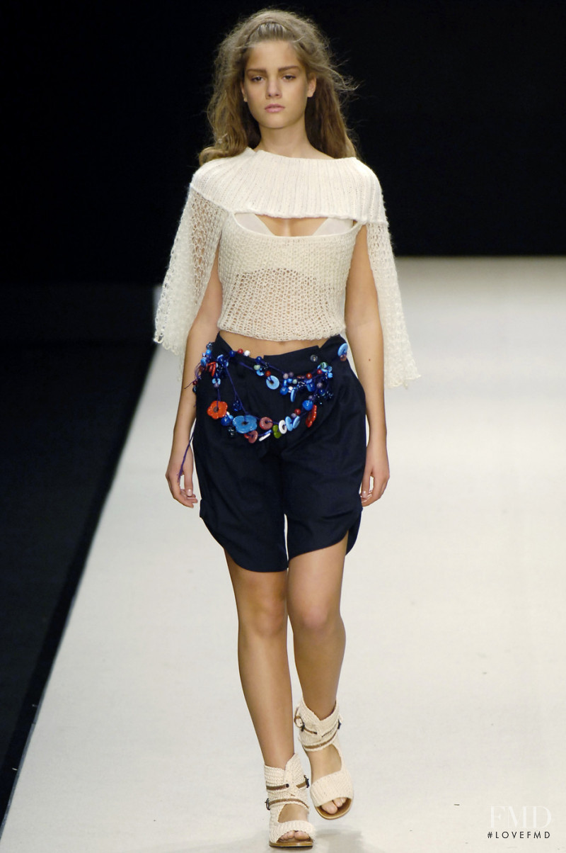 Bora Aksu fashion show for Spring/Summer 2006