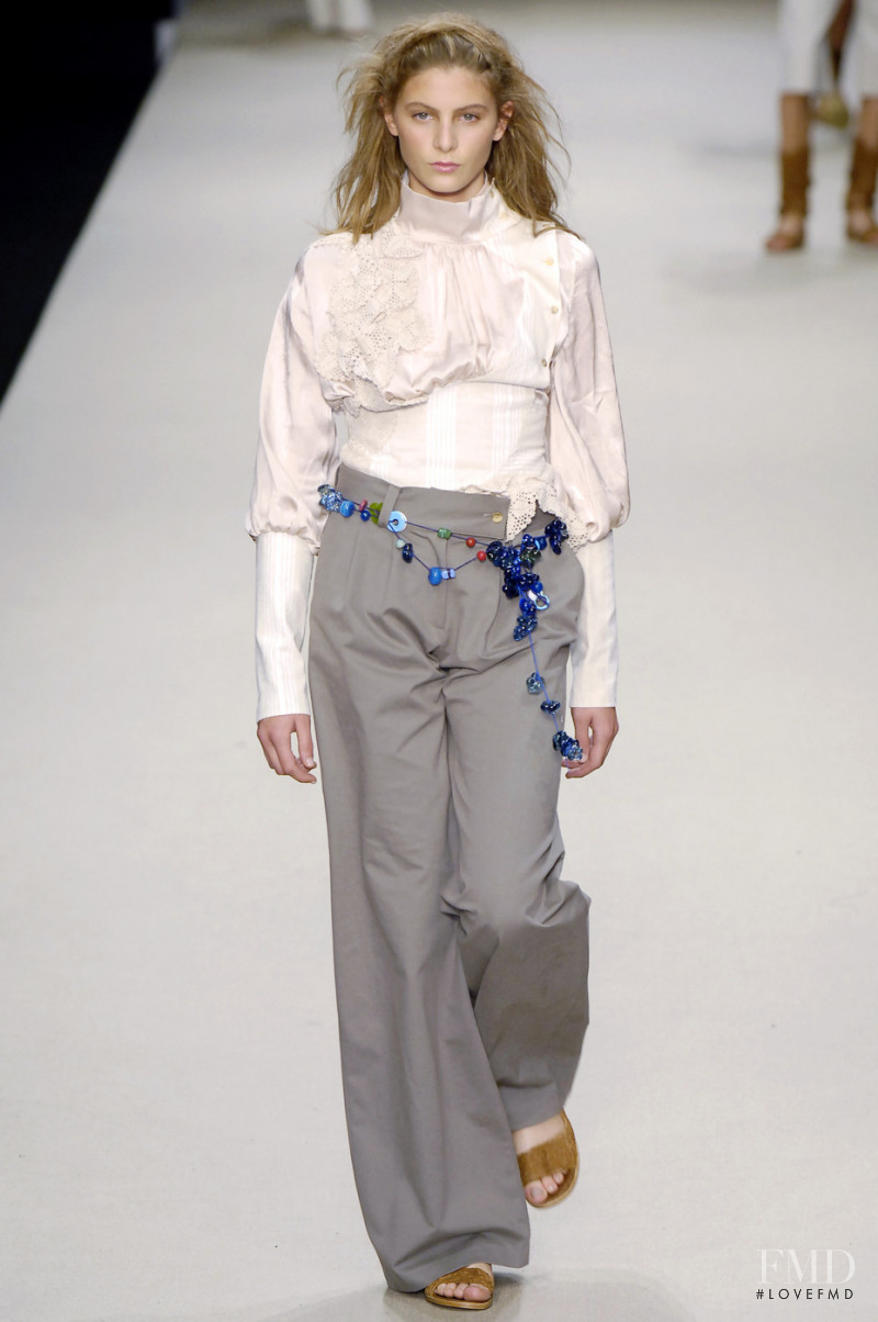 Bora Aksu fashion show for Spring/Summer 2006