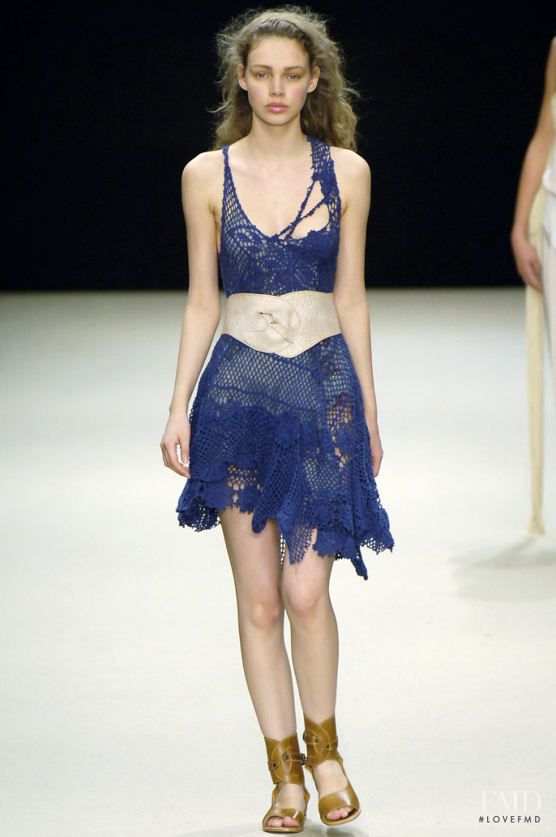 Bora Aksu fashion show for Spring/Summer 2006