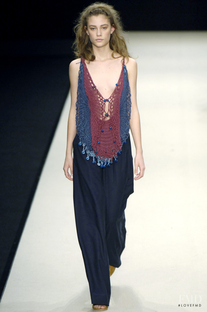 Bora Aksu fashion show for Spring/Summer 2006