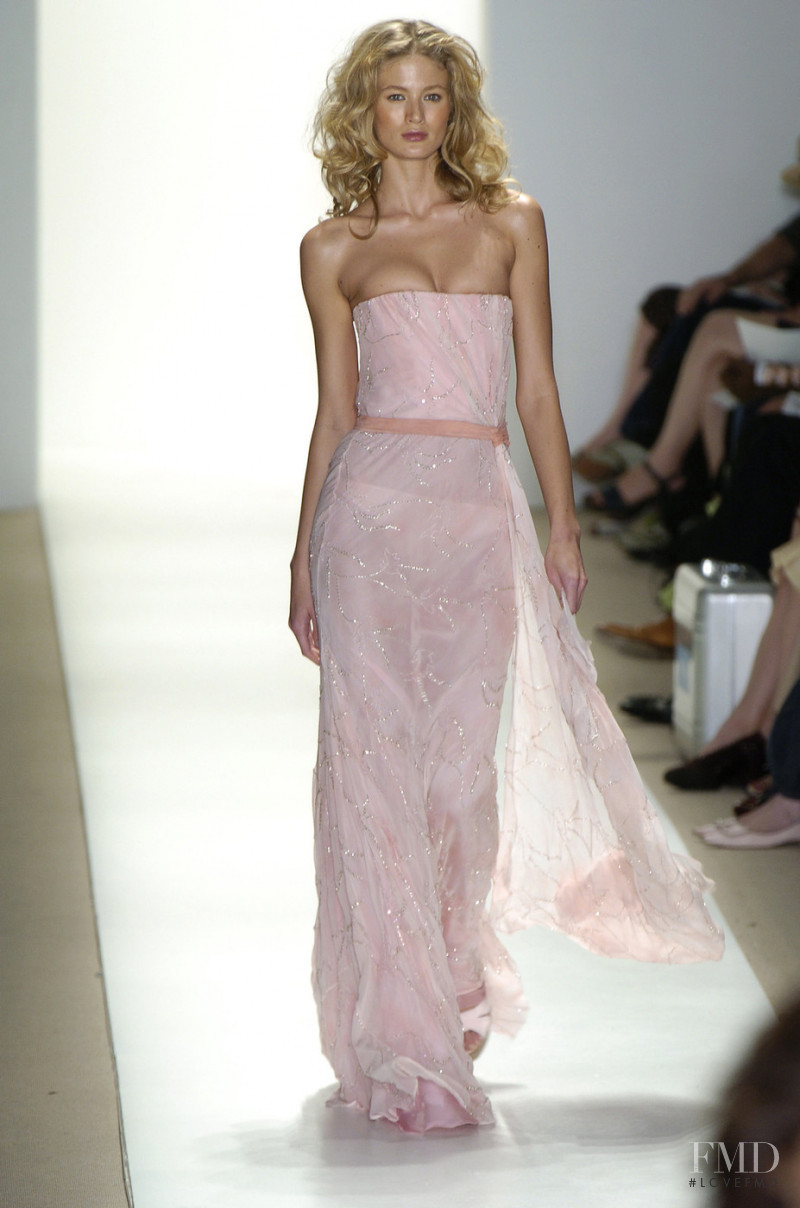 Esteban Cortazar fashion show for Spring/Summer 2005