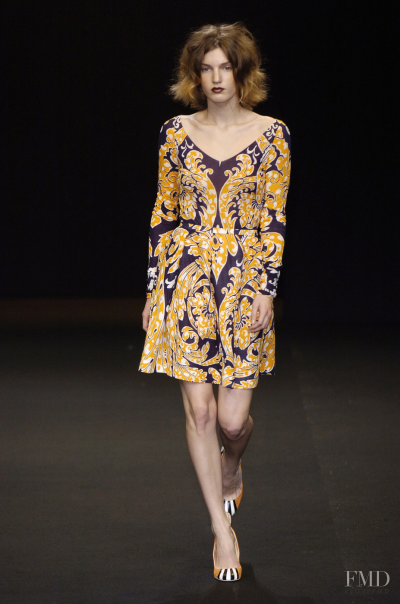 Junko Shimada fashion show for Spring/Summer 2005