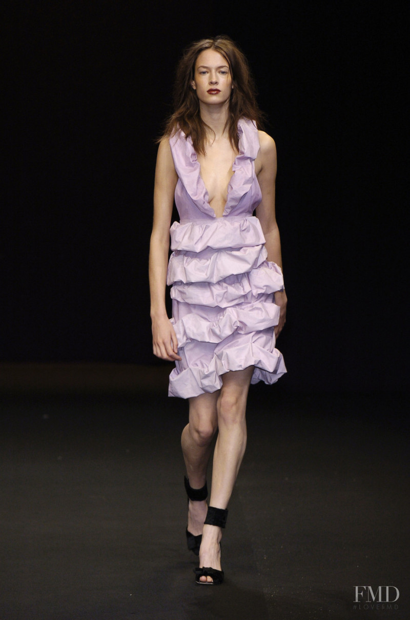 Junko Shimada fashion show for Spring/Summer 2005