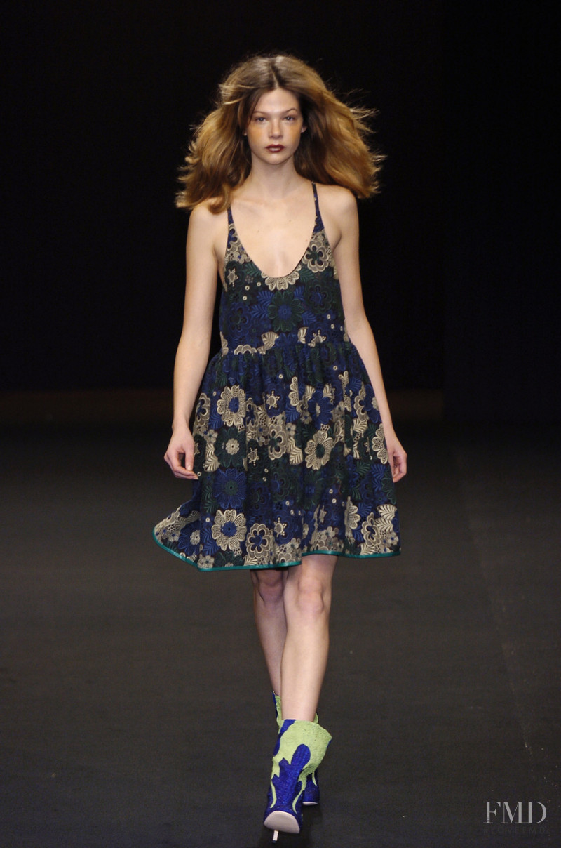 Junko Shimada fashion show for Spring/Summer 2005