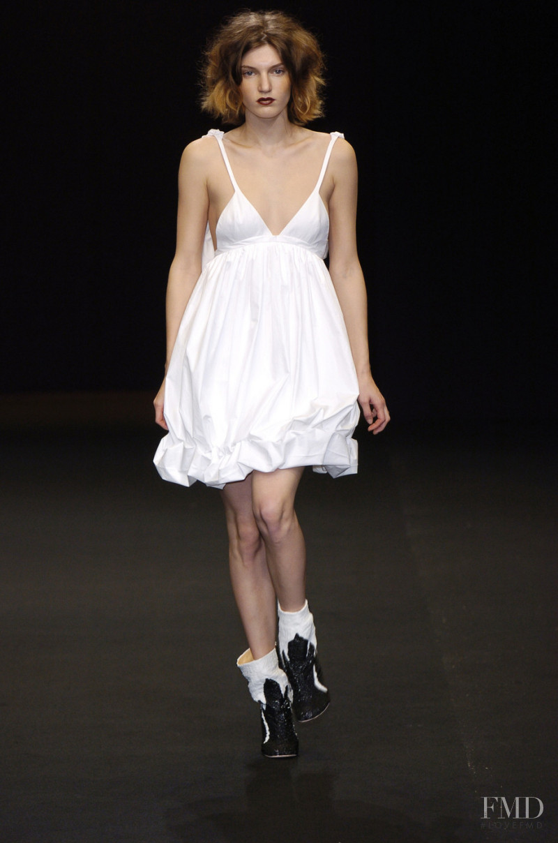 Junko Shimada fashion show for Spring/Summer 2005