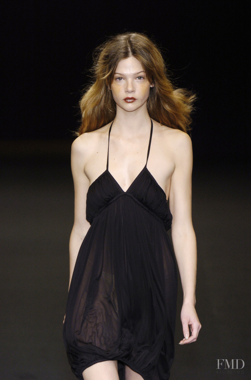 Junko Shimada fashion show for Spring/Summer 2005