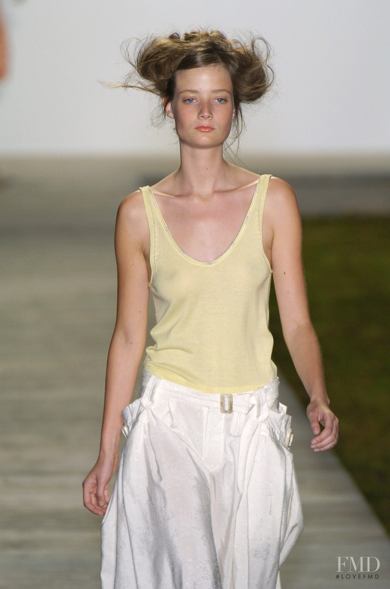 Y & Kei fashion show for Spring/Summer 2005