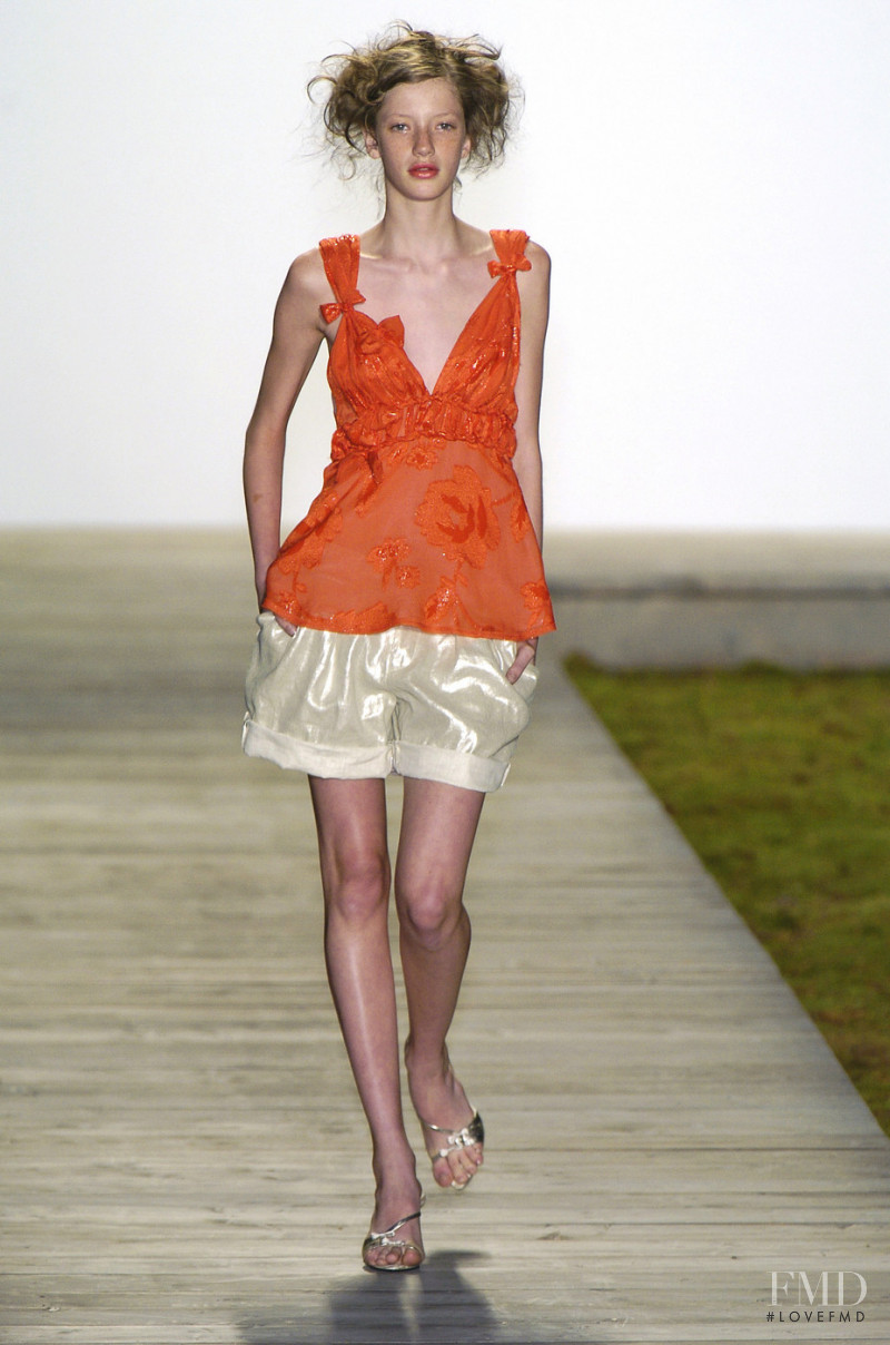 Y & Kei fashion show for Spring/Summer 2005