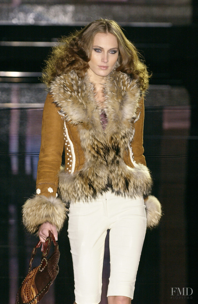 Guerriero fashion show for Autumn/Winter 2005