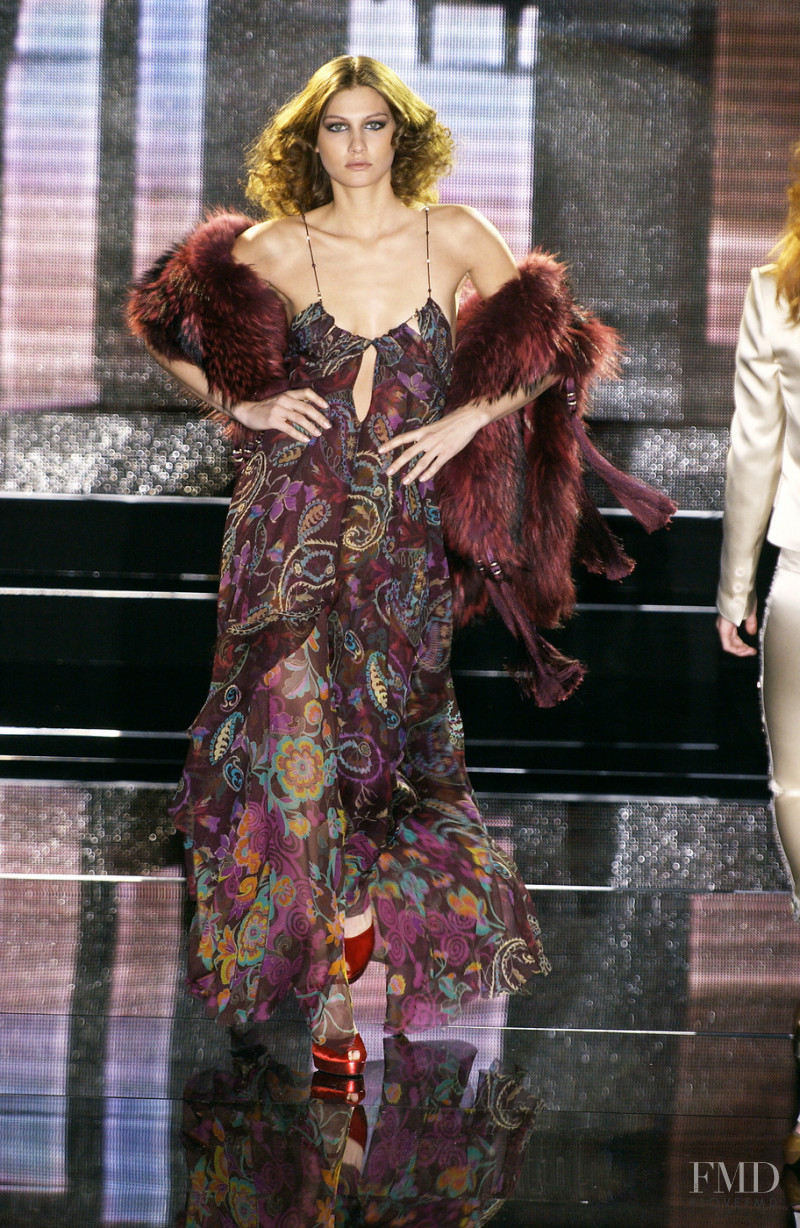 Guerriero fashion show for Autumn/Winter 2005