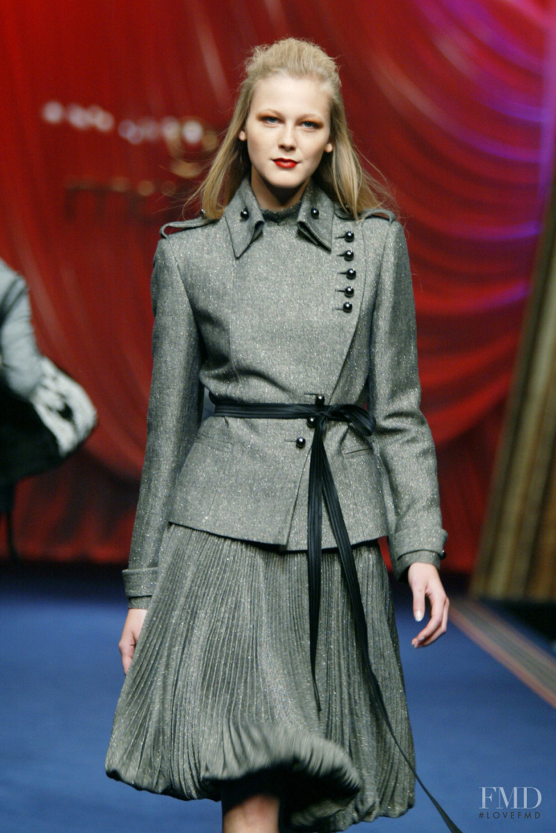 Gai Mattiolo fashion show for Autumn/Winter 2005