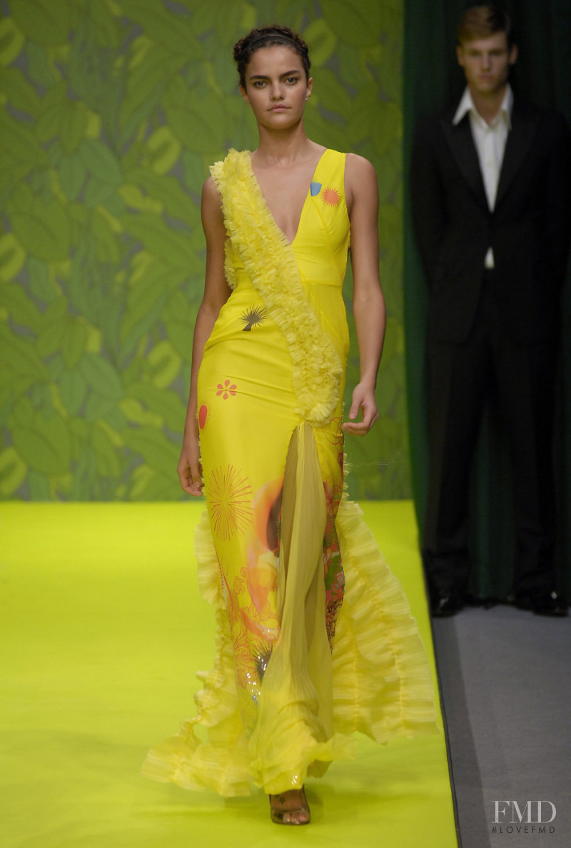 Ashley Isham fashion show for Spring/Summer 2007