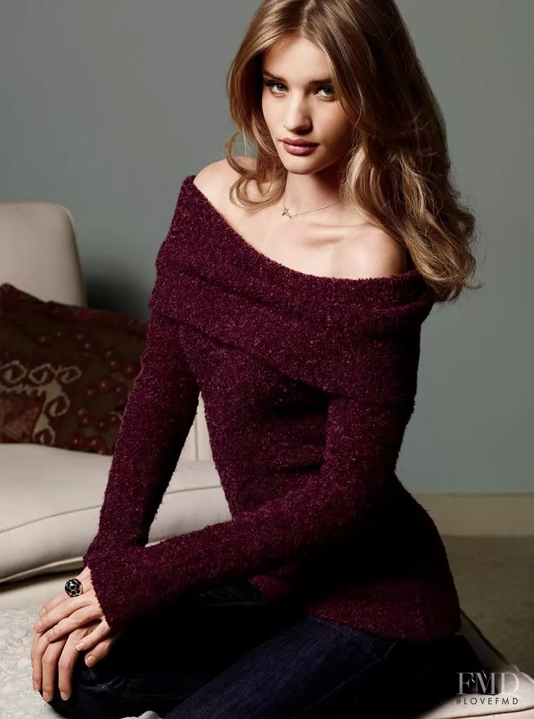 Rosie Huntington-Whiteley featured in  the Victoria\'s Secret Clothing advertisement for Autumn/Winter 2009