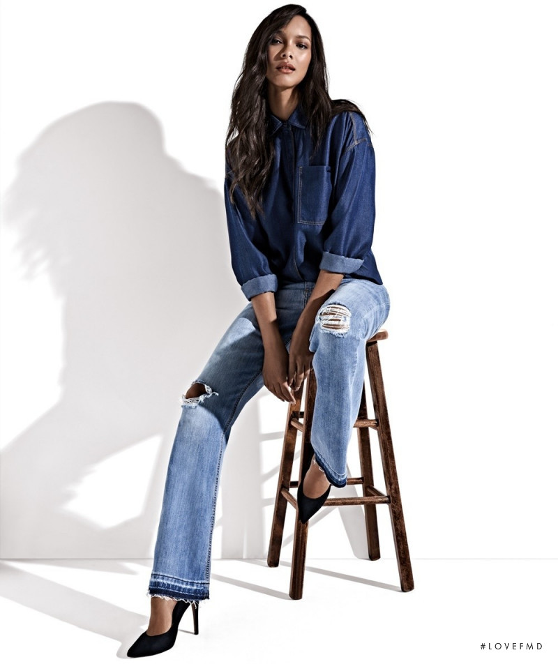 Lais Ribeiro featured in  the Forum advertisement for Spring/Summer 2019