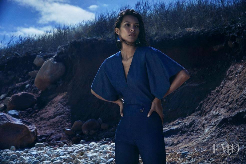 Lais Ribeiro featured in  the Cushnie Et Ochs advertisement for Pre-Fall 2018