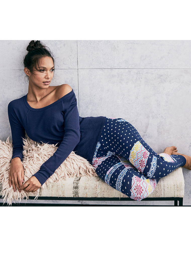 Lais Ribeiro featured in  the Victoria\'s Secret catalogue for Autumn/Winter 2016