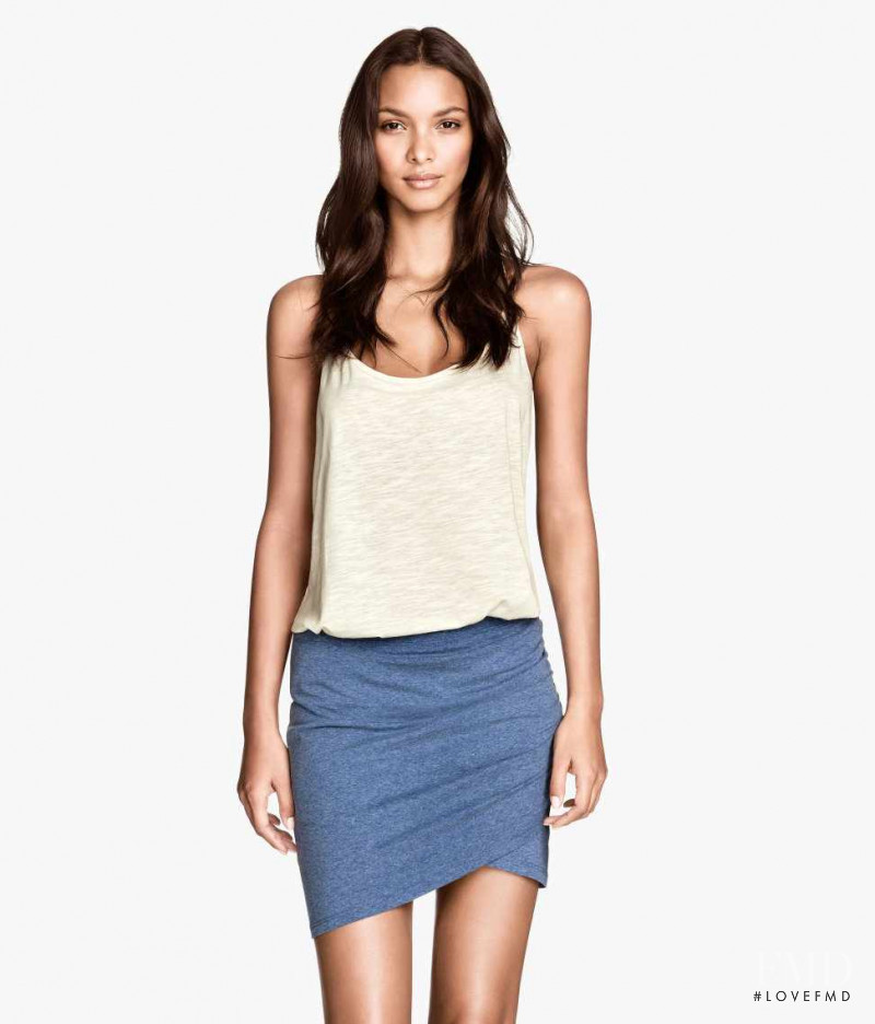 Lais Ribeiro featured in  the H&M catalogue for Summer 2014