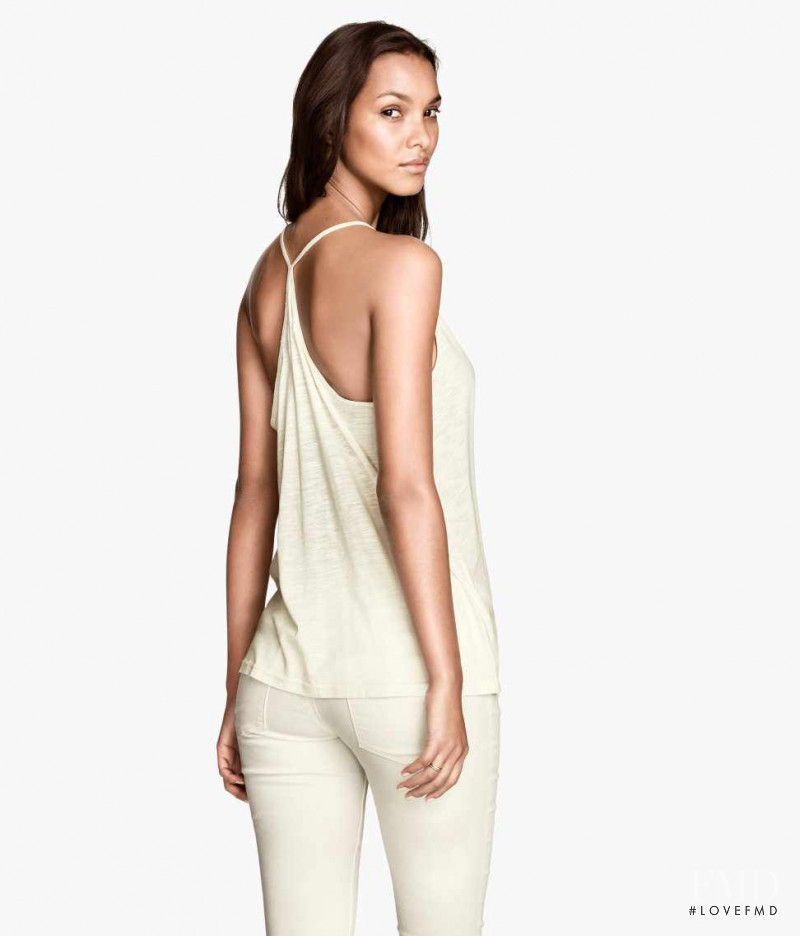 Lais Ribeiro featured in  the H&M catalogue for Summer 2014
