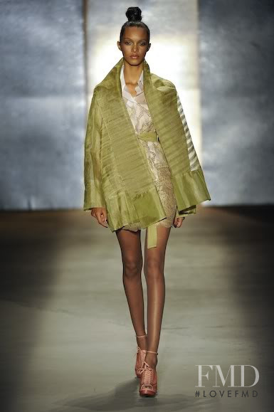 Lais Ribeiro featured in  the Graï¿½a Ottoni fashion show for Autumn/Winter 2010