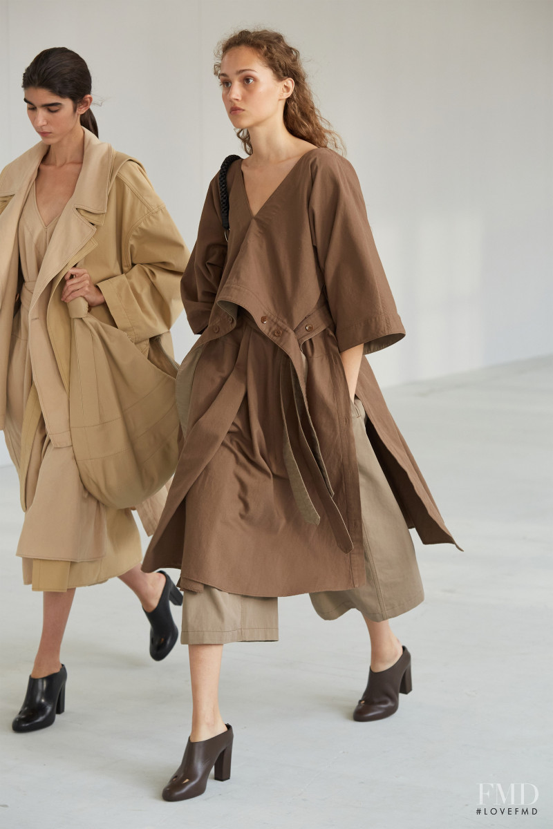 Michelle Gutknecht featured in  the Christophe Lemaire fashion show for Spring/Summer 2021