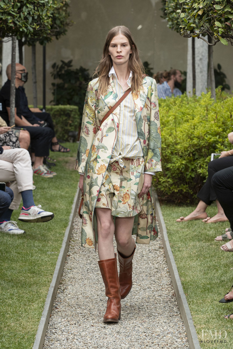 Etro fashion show for Spring/Summer 2021