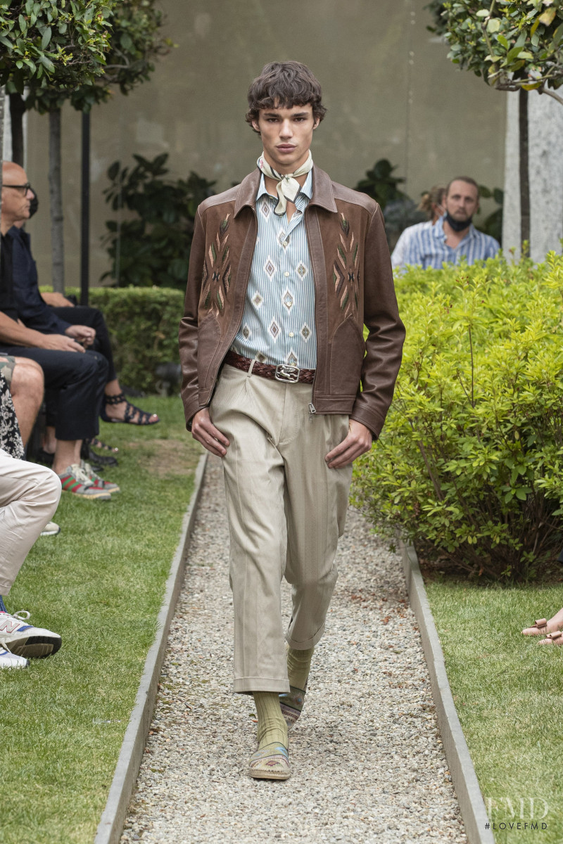 Fernando Lindez featured in  the Etro fashion show for Spring/Summer 2021