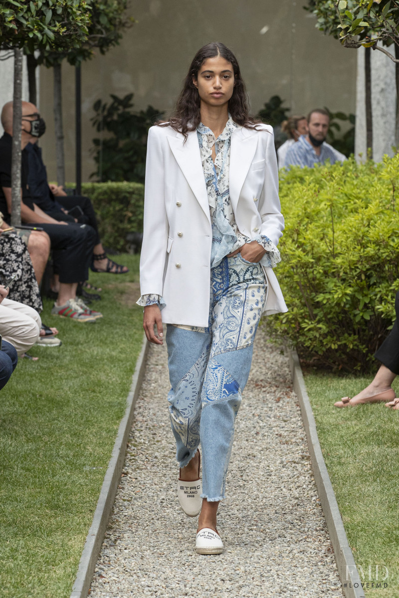 Malika El Maslouhi featured in  the Etro fashion show for Spring/Summer 2021