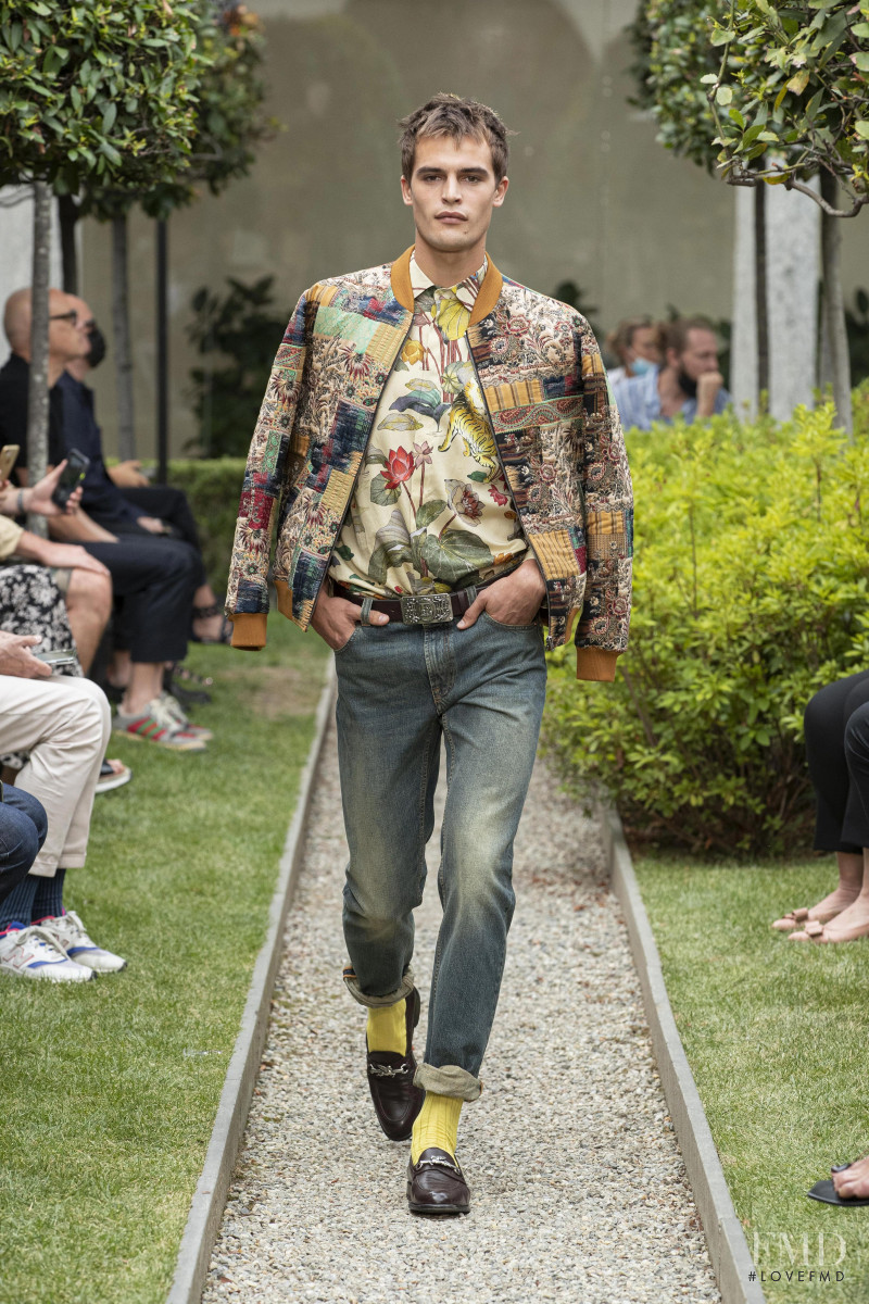 Parker van Noord featured in  the Etro fashion show for Spring/Summer 2021