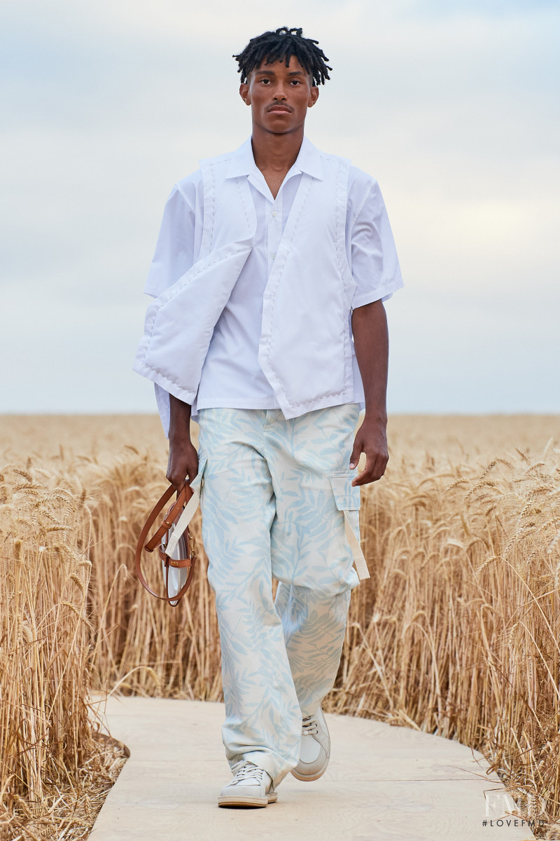 Jacquemus lookbook for Spring/Summer 2021