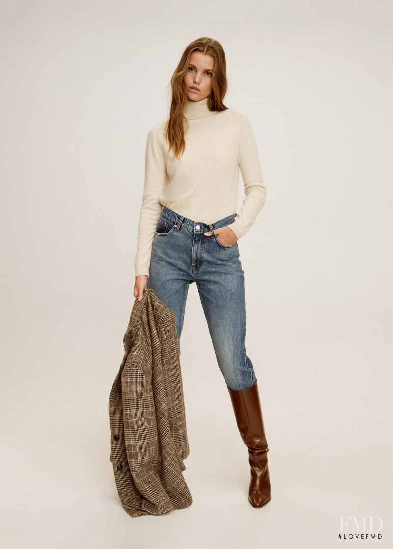 Luna Bijl featured in  the Mango catalogue for Autumn/Winter 2019