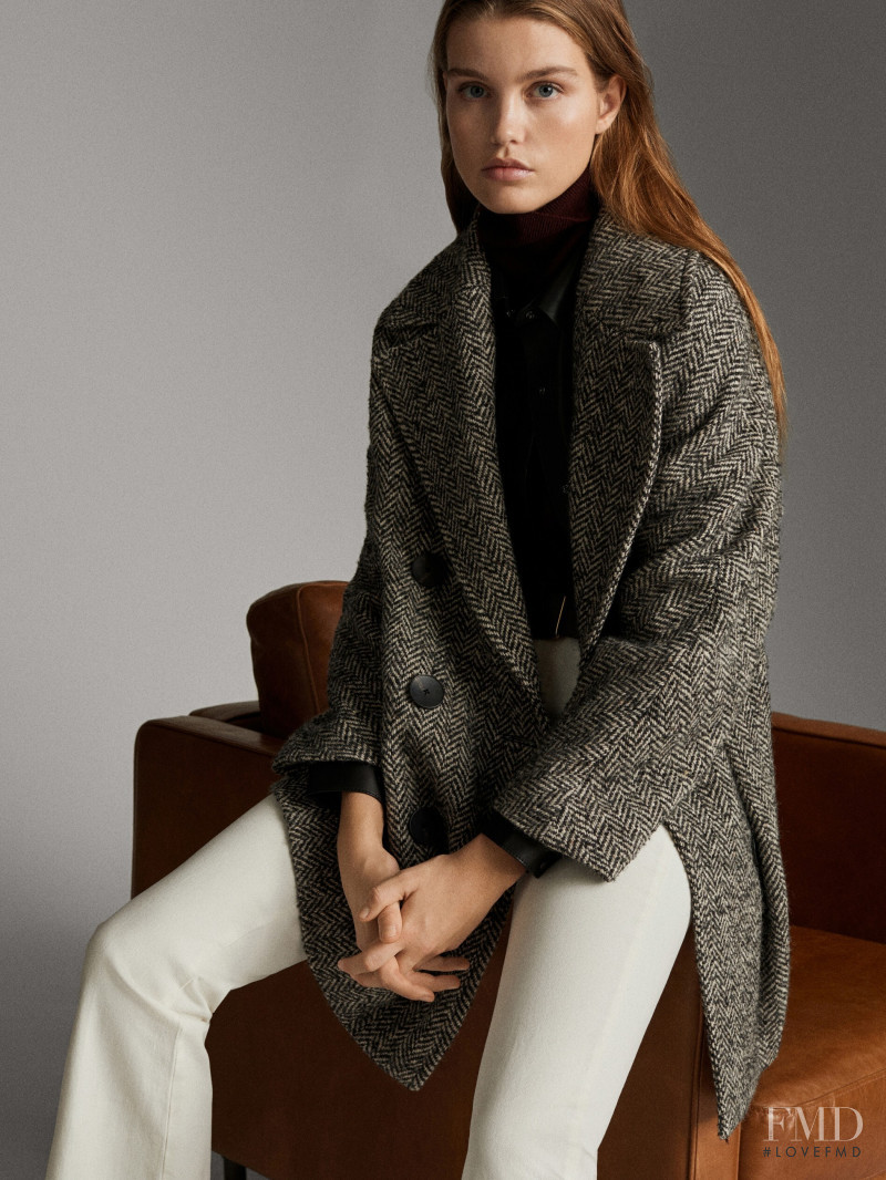 Luna Bijl featured in  the Massimo Dutti catalogue for Winter 2019