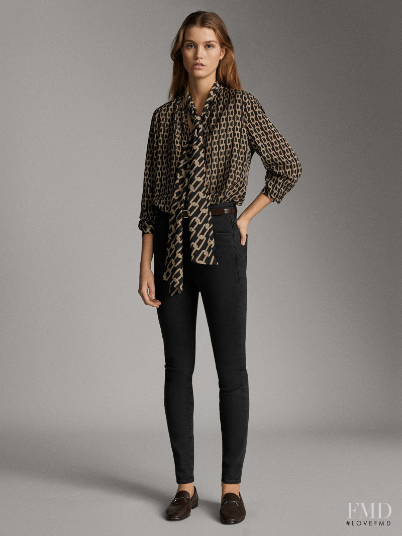 Luna Bijl featured in  the Massimo Dutti catalogue for Winter 2019