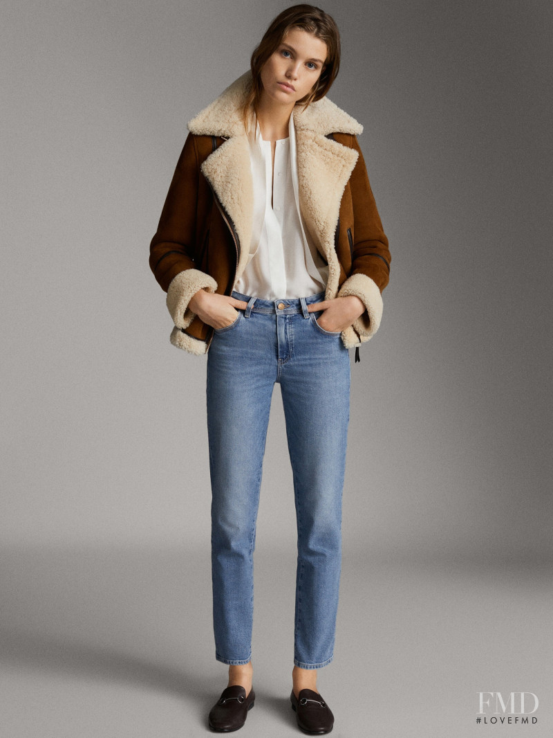 Luna Bijl featured in  the Massimo Dutti catalogue for Winter 2019