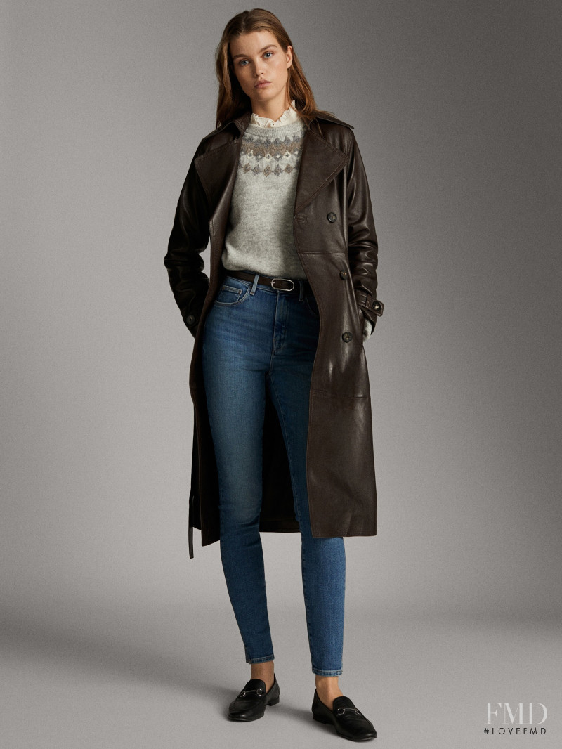 Luna Bijl featured in  the Massimo Dutti catalogue for Winter 2019