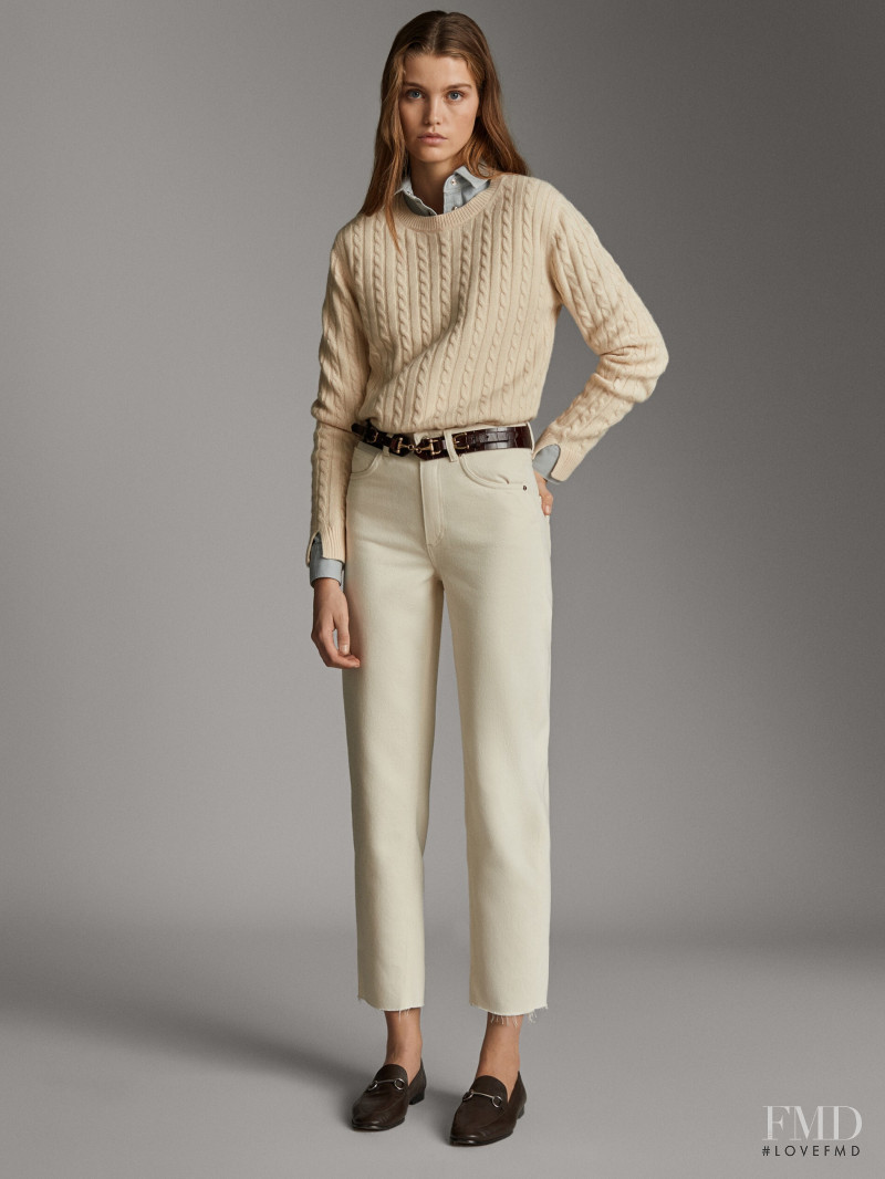 Luna Bijl featured in  the Massimo Dutti catalogue for Winter 2019