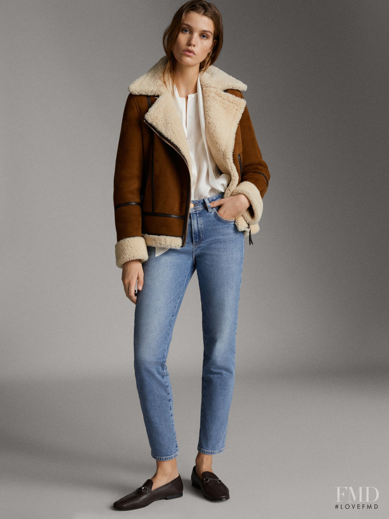 Luna Bijl featured in  the Massimo Dutti catalogue for Winter 2019