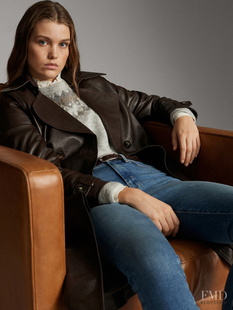 Luna Bijl featured in  the Massimo Dutti catalogue for Winter 2019