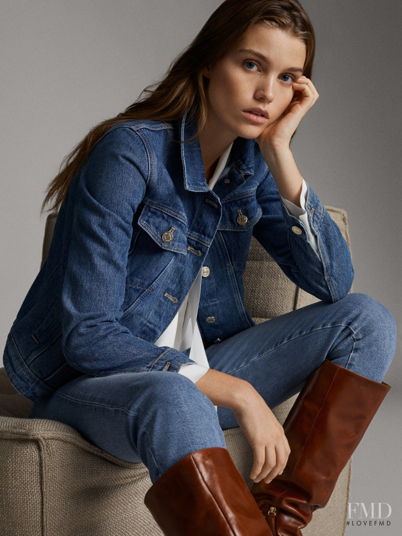 Luna Bijl featured in  the Massimo Dutti catalogue for Winter 2019