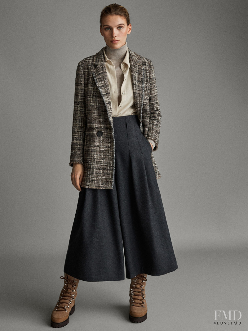 Madison Headrick featured in  the Massimo Dutti catalogue for Winter 2019