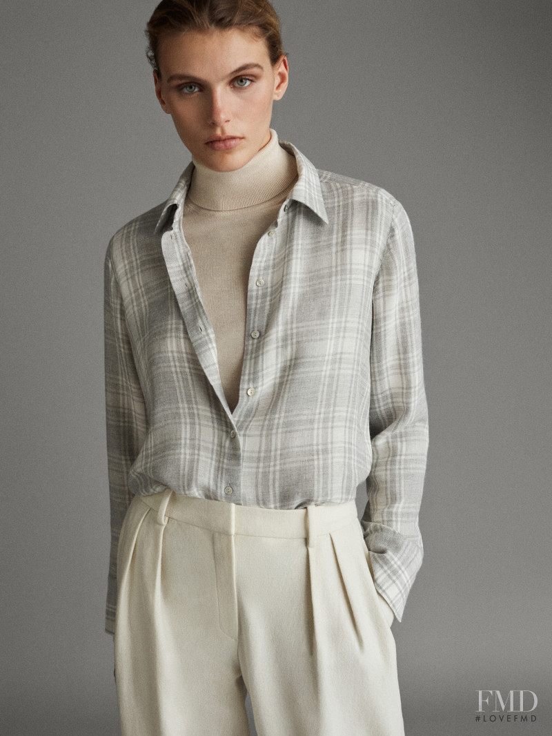 Madison Headrick featured in  the Massimo Dutti catalogue for Winter 2019