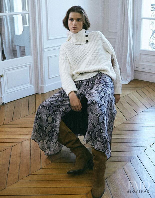 Luna Bijl featured in  the Massimo Dutti advertisement for Winter 2018