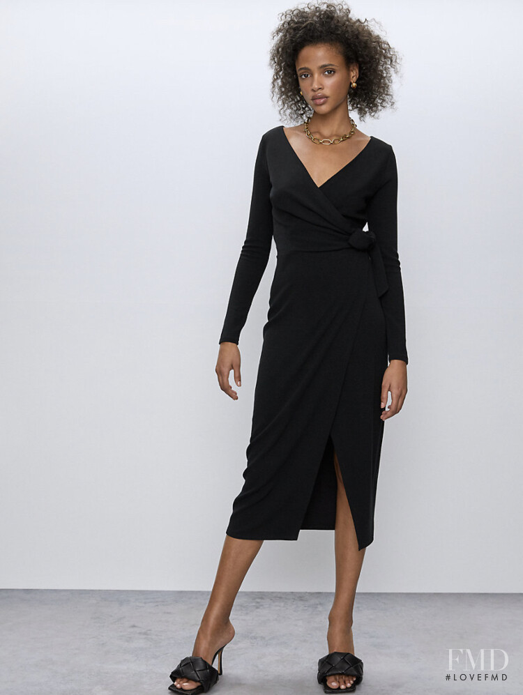 Aya Jones featured in  the Aritzia lookbook for Spring/Summer 2020