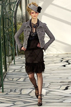 Chanel Haute Couture fashion show for Spring/Summer 2003