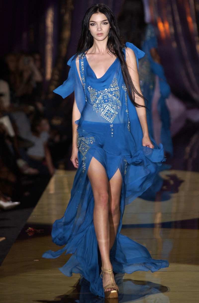 Elie Saab Couture fashion show for Autumn/Winter 2003