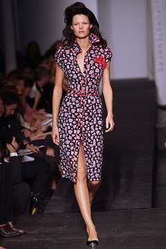 Diane Von Furstenberg fashion show for Spring/Summer 2003