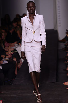 Diane Von Furstenberg fashion show for Spring/Summer 2003