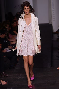 Diane Von Furstenberg fashion show for Spring/Summer 2003